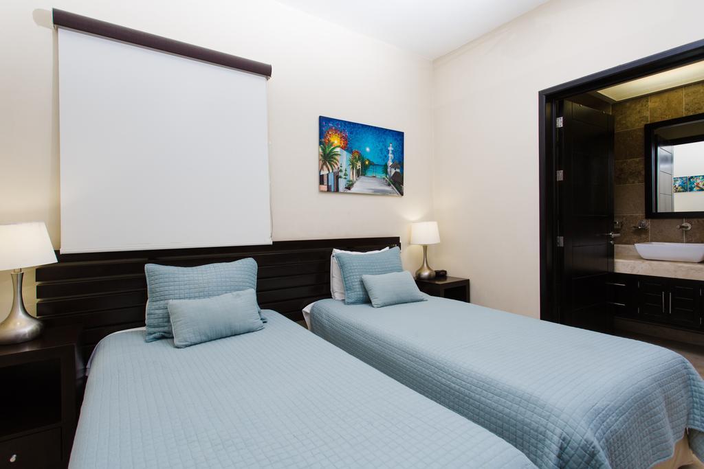 Ferienwohnung Oceanfront El Faro Surf 302 Playa del Carmen Exterior foto